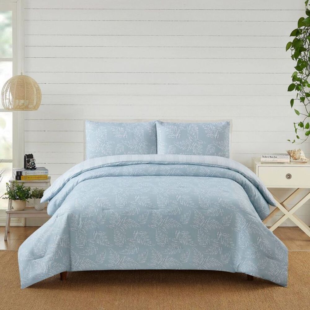 Modern Heirloom -  King Leaf Comforter Blue Blue